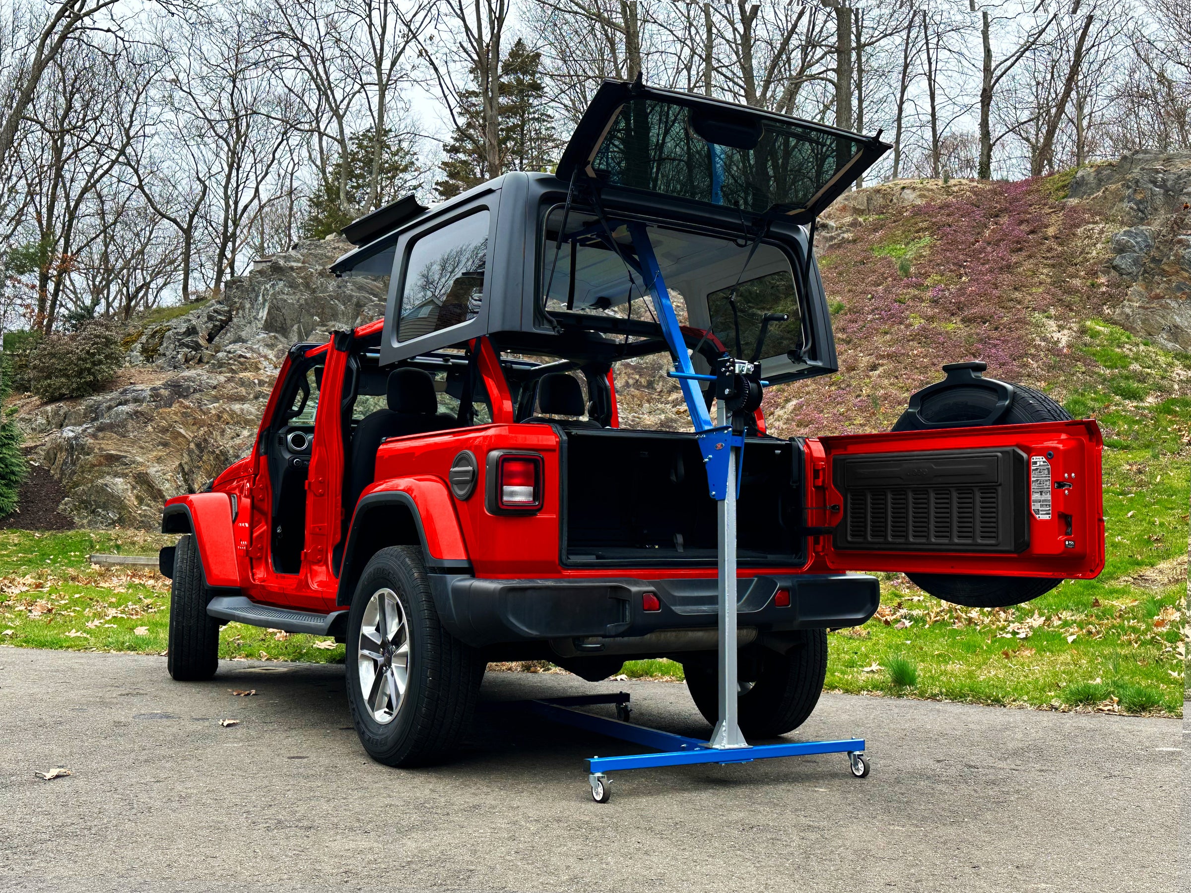 EZ HARDTOP LIFTS